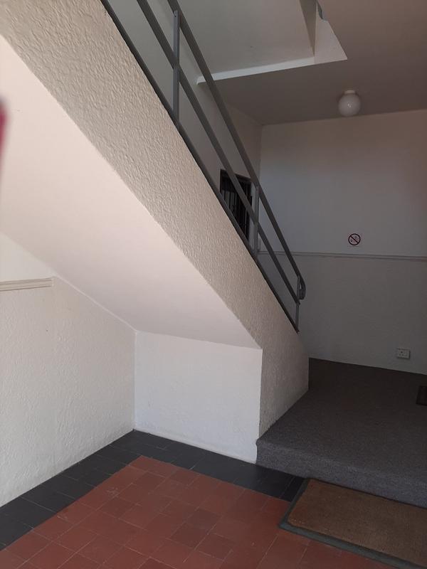 To Let 2 Bedroom Property for Rent in Fish Hoek Western Cape